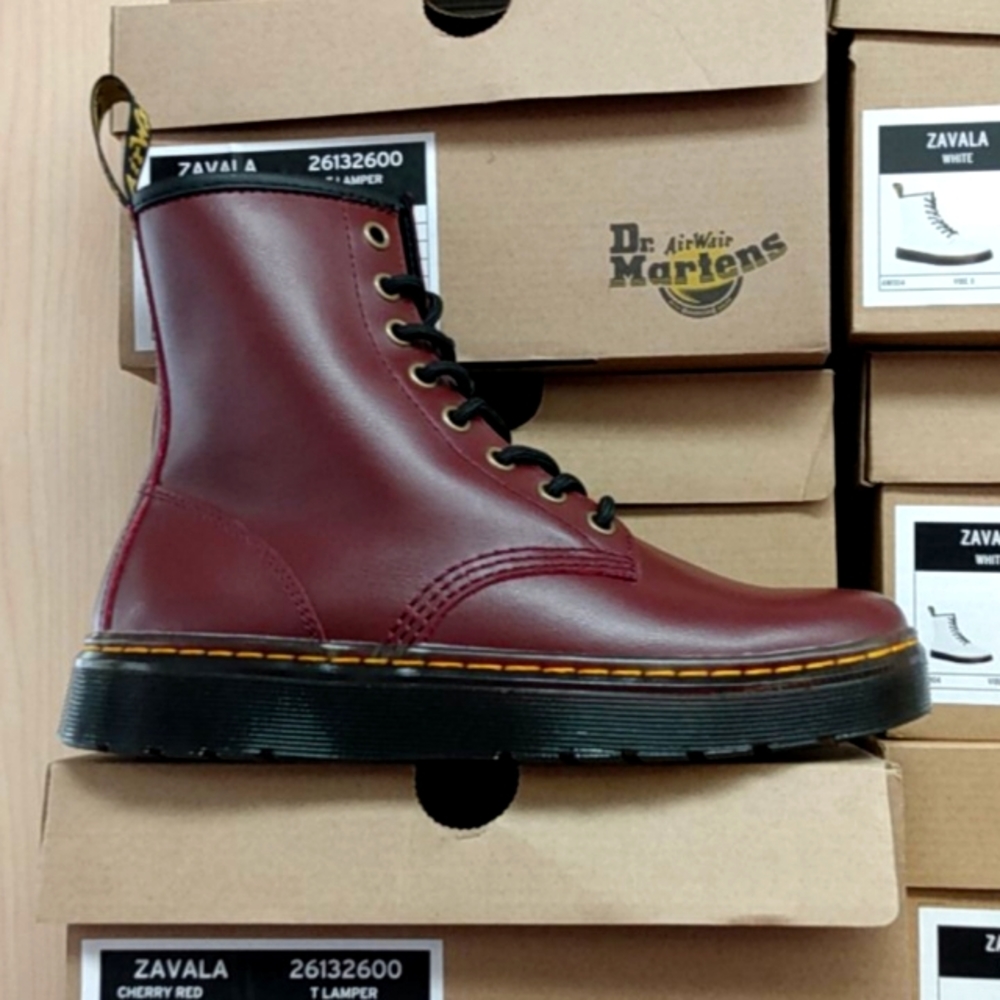 Dr Martens Zavala - Cherry Red